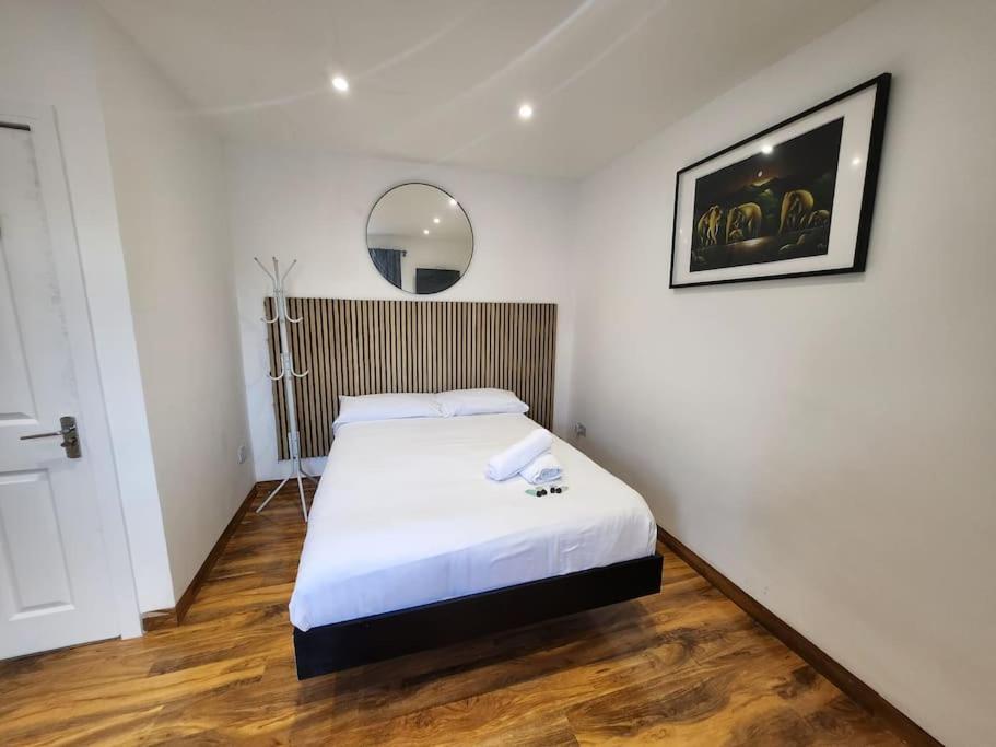אוקספורד Spacious And Bright One Bedroom Apartment מראה חיצוני תמונה